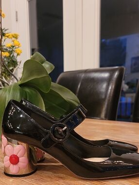 Prada Babydoll Mary Jane Shoes. Heel Embellished With Daisies. 39